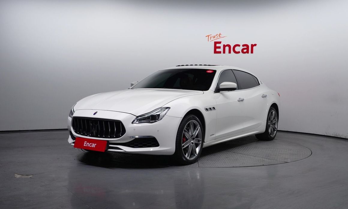Maserati Quattroporte