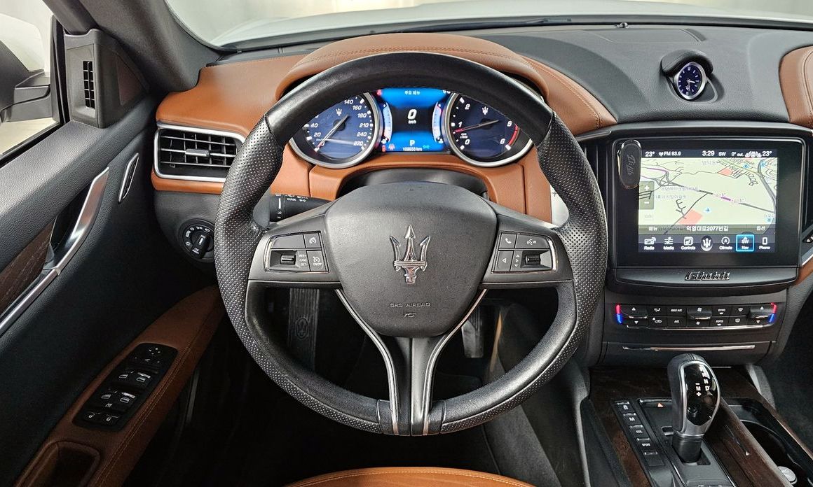Maserati Ghibli