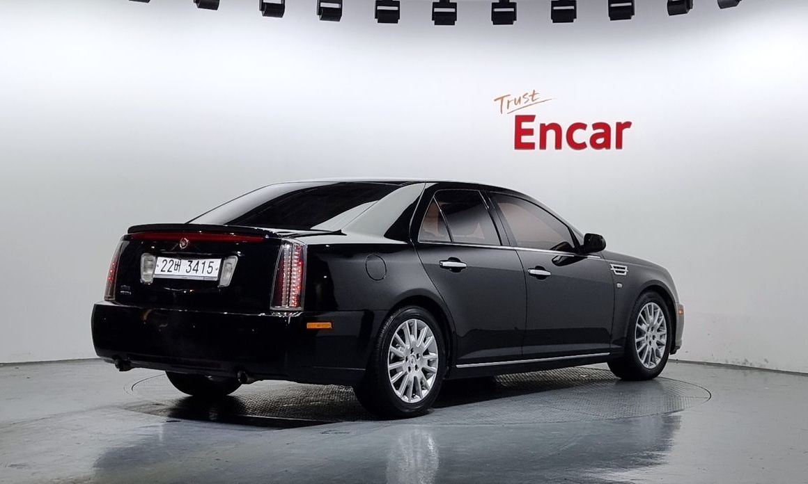 Cadillac STS