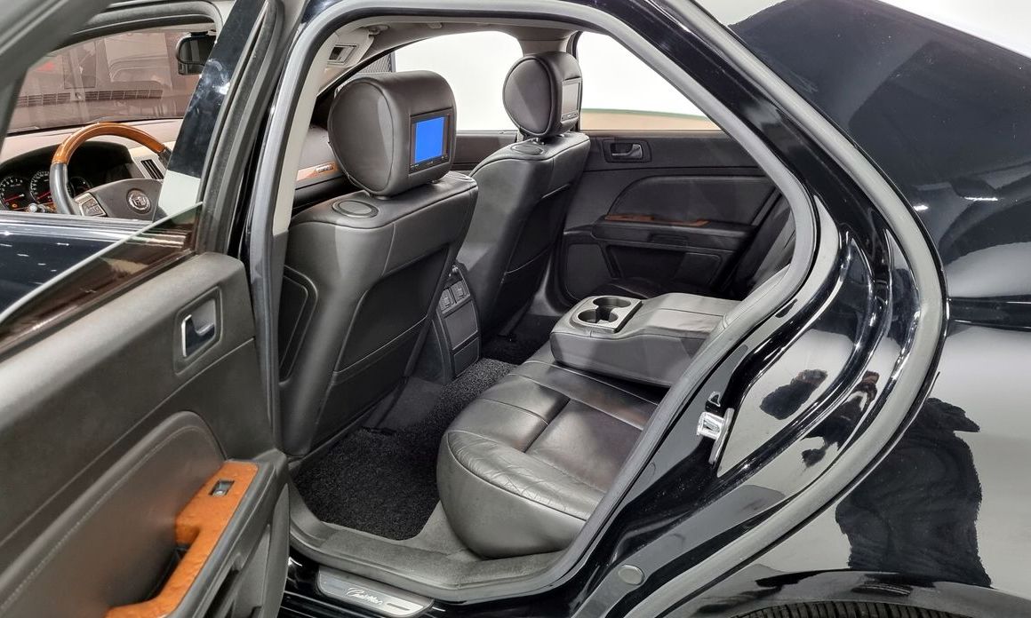 Cadillac STS