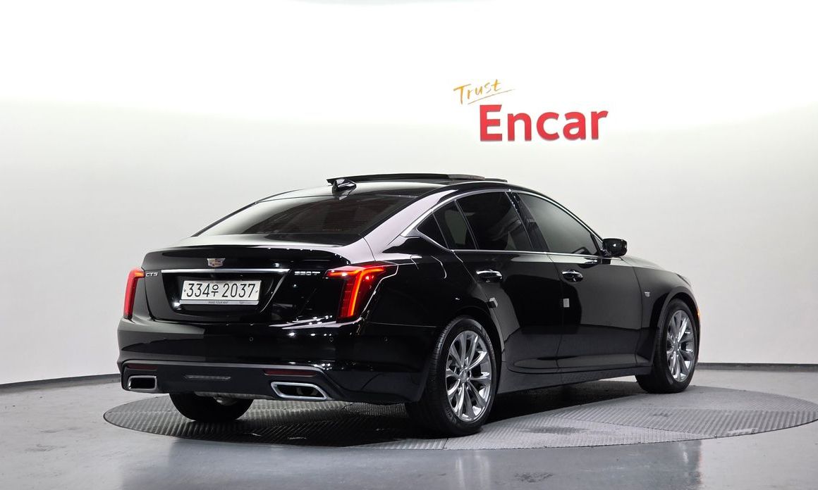 Cadillac CT5