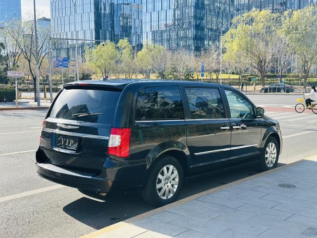 Chrysler Grand Voyager (Import)