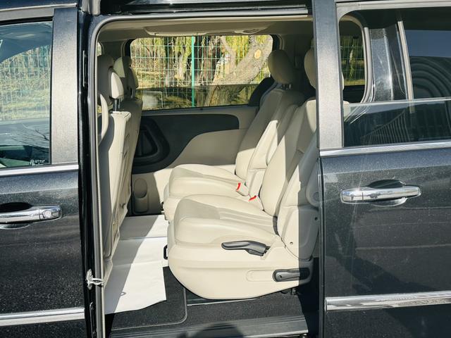 Chrysler Grand Voyager (Import)