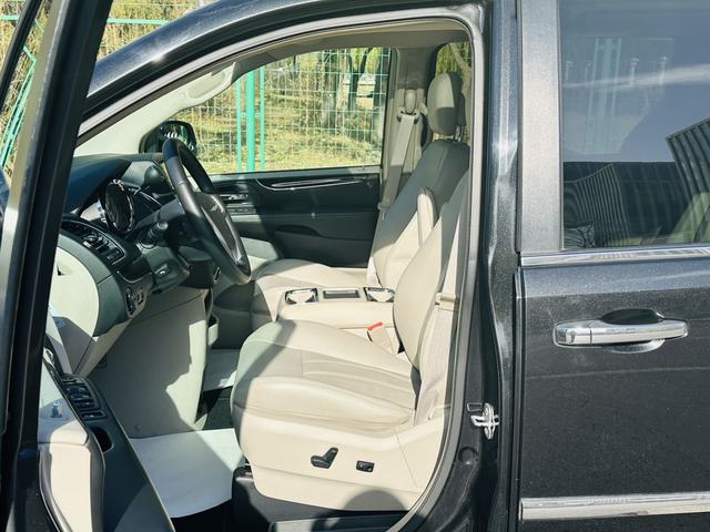 Chrysler Grand Voyager (Import)