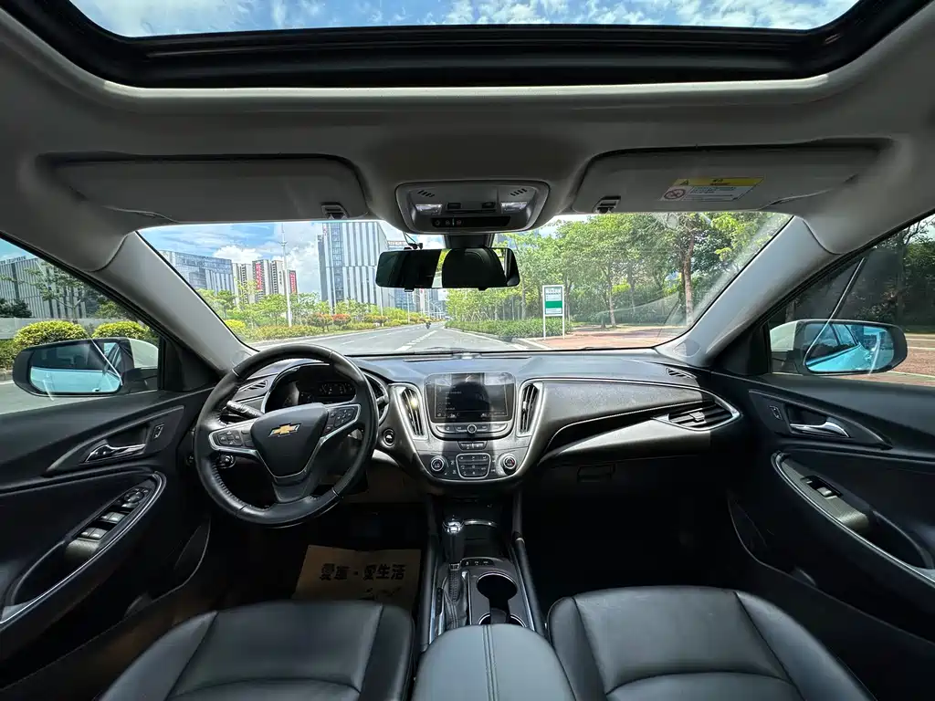 Chevrolet Malibu XL