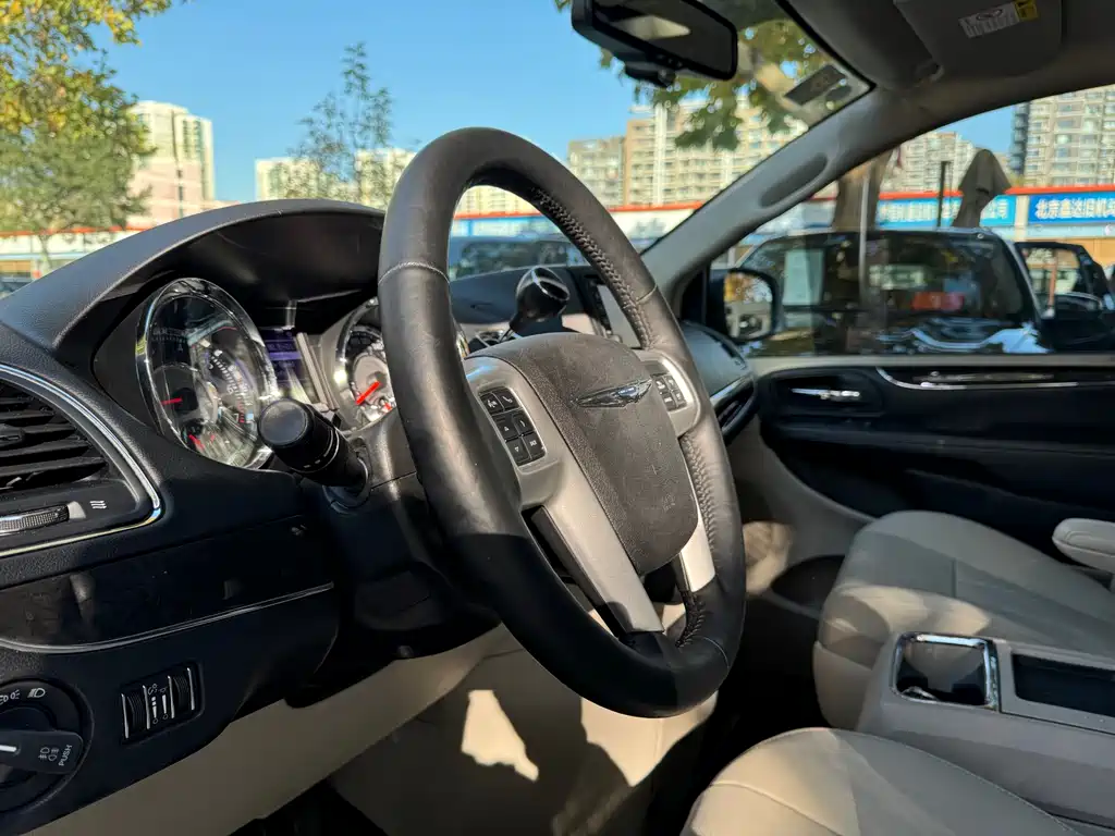 Chrysler Grand Voyager (Import)