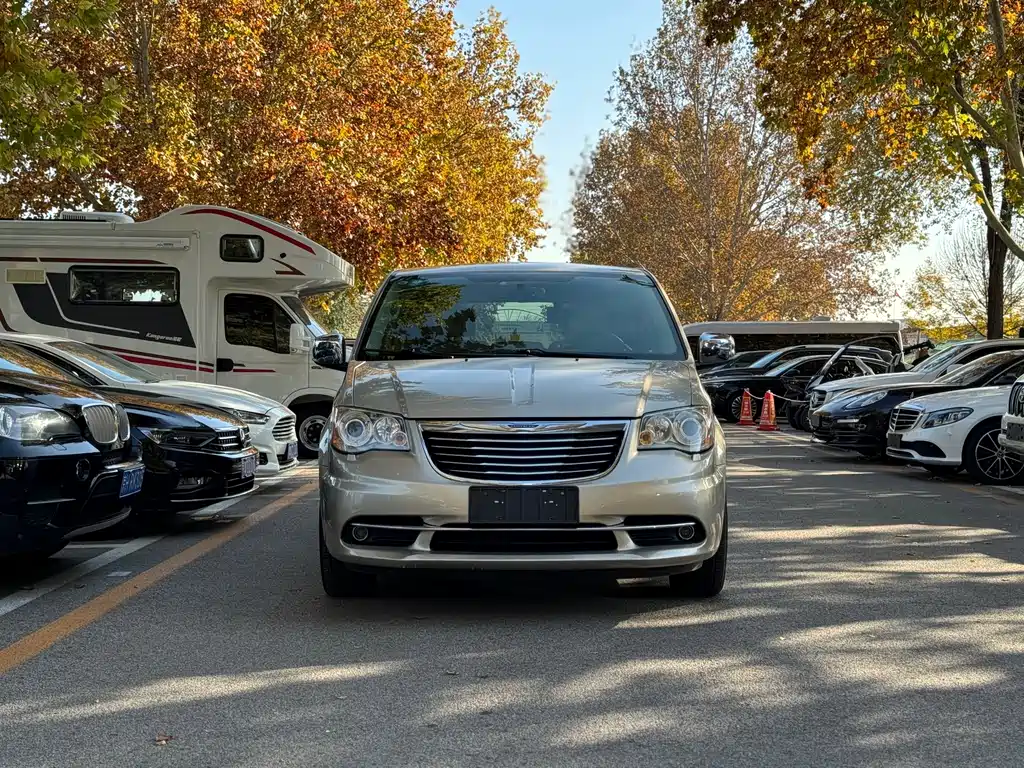 Chrysler Grand Voyager (Import)