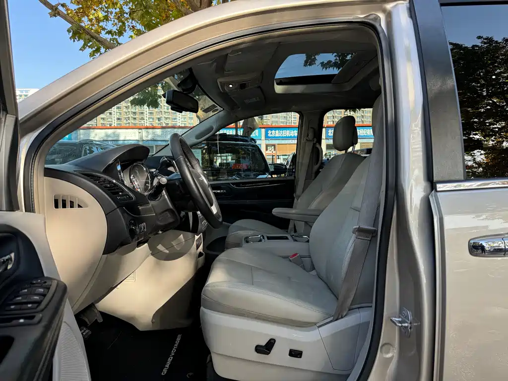 Chrysler Grand Voyager (Import)