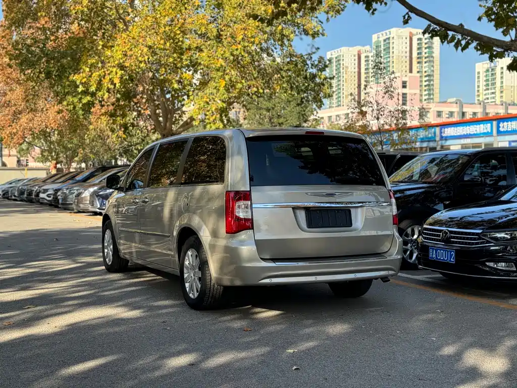 Chrysler Grand Voyager (Import)
