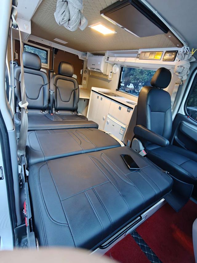 Maxus New V80