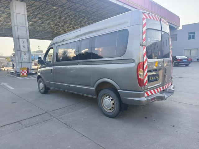 Maxus New V80