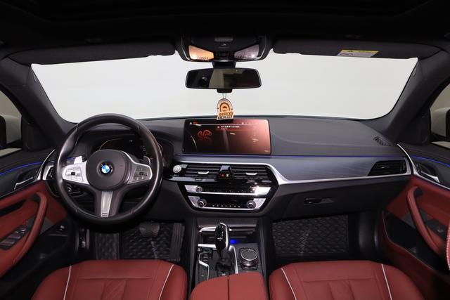 BMW BMW 5-Series