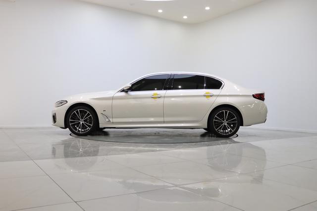 BMW BMW 5-Series