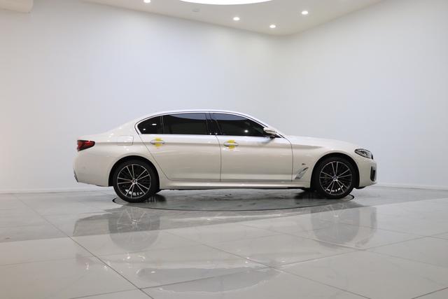 BMW BMW 5-Series