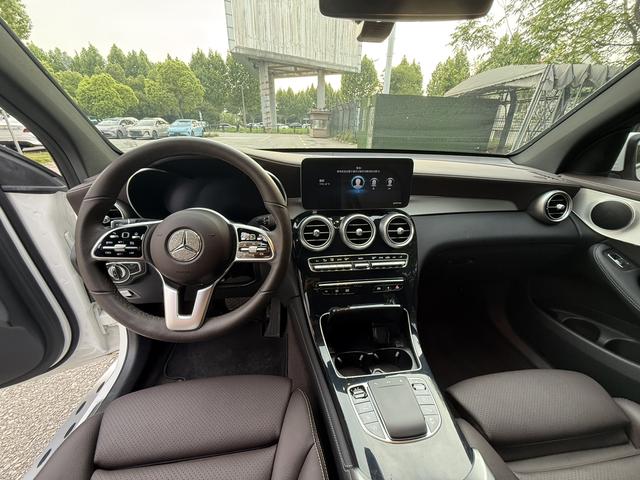 Mercedes-Benz Mercedes-Benz GLC