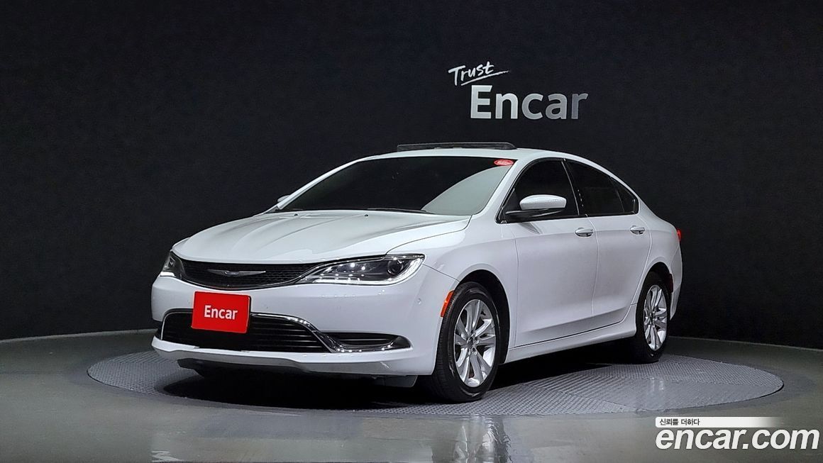 Chrysler 200