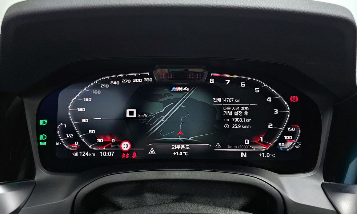 BMW M4
