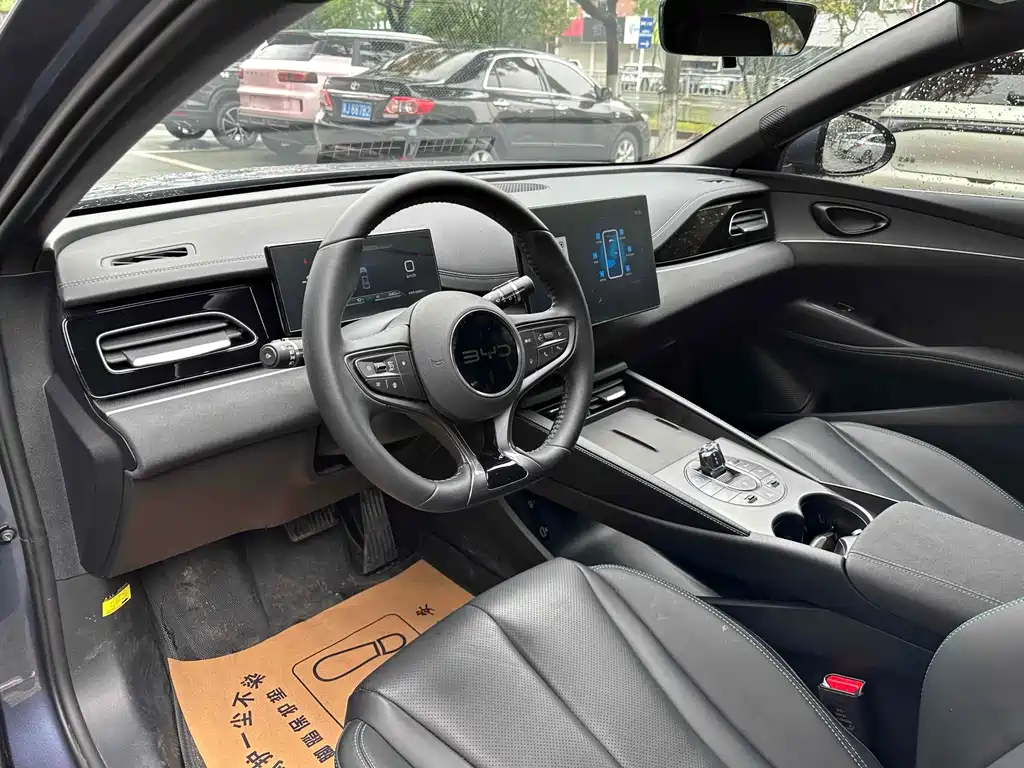 BYD 海豹06