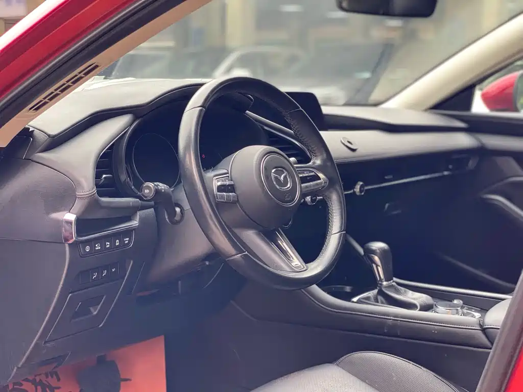 Mazda 3 Axela