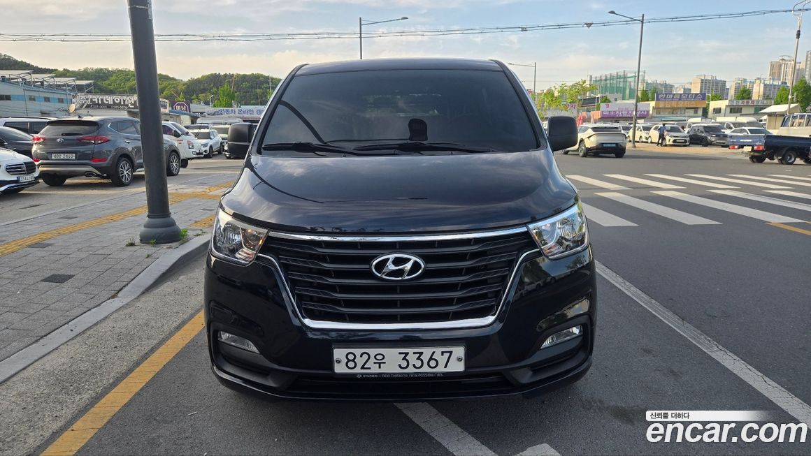 Hyundai Starex