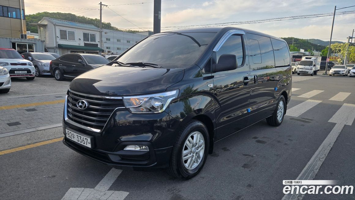 Hyundai Starex