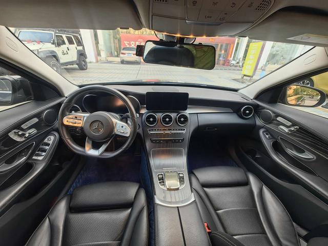 Mercedes-Benz Mercedes-Benz C-Class
