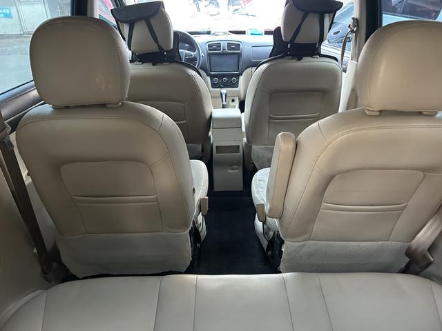 Dongfeng Fengguang Fengon 370