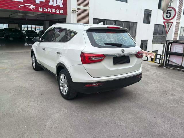 Dongfeng Fengguang Fengon 580
