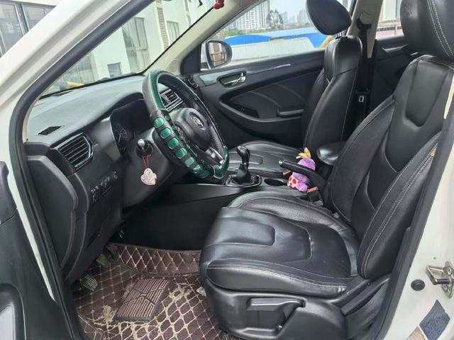 Dongfeng Fengguang Fengon 580