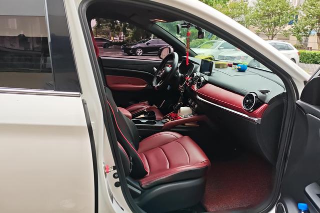 Dongfeng Fengguang Fengon 500