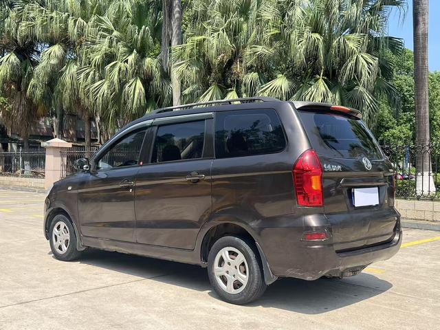 Dongfeng Fengguang Fengon 330