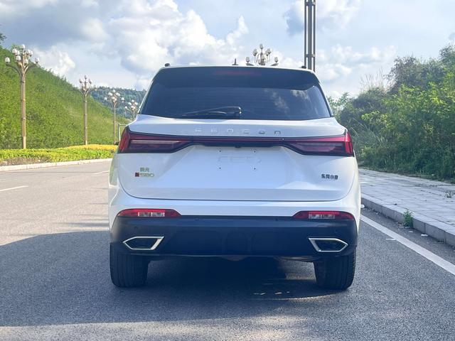 Dongfeng Fengguang Fengon 580