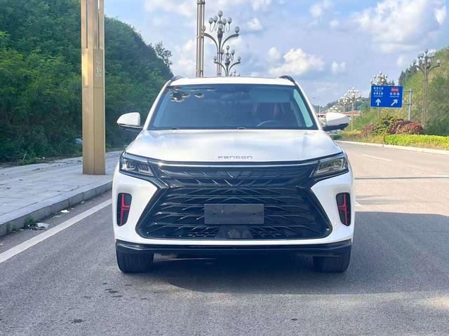 Dongfeng Fengguang Fengon 580