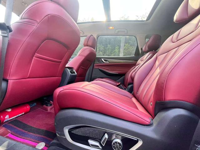 Dongfeng Fengguang Fengon 580