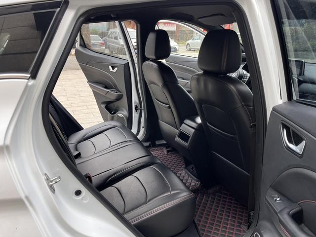 Dongfeng Fengguang Fengon 500