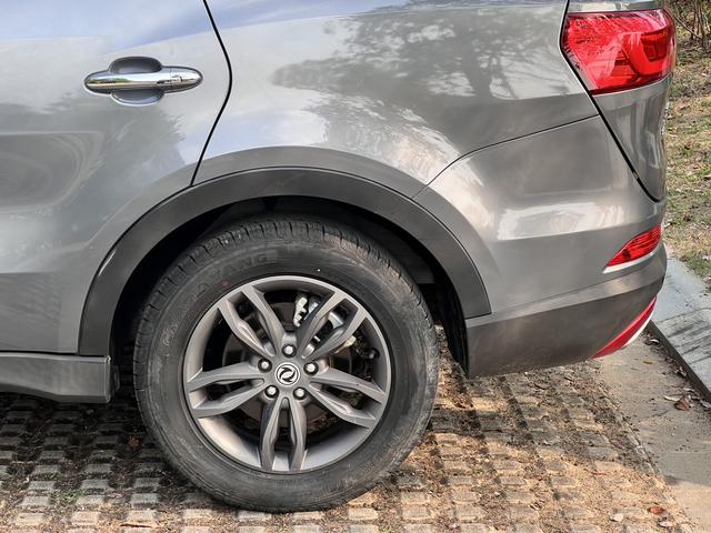 Dongfeng Fengguang Fengon 580