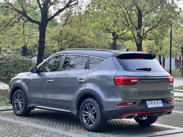 Dongfeng Fengguang Fengon 580