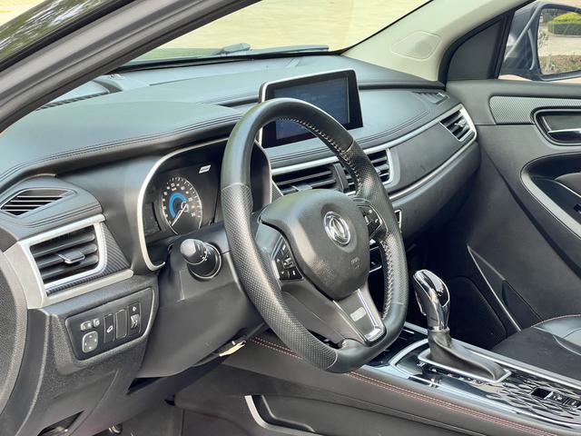 Dongfeng Fengguang Fengon 580