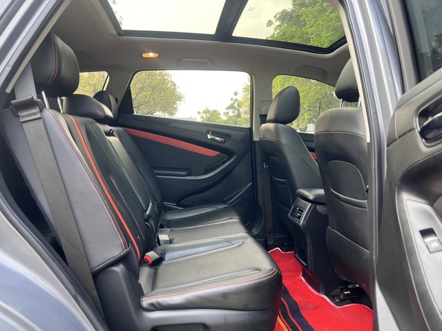Dongfeng Fengguang Fengon 580