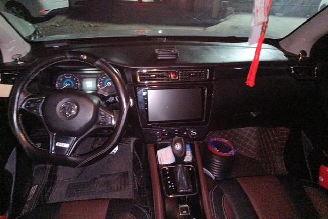 Dongfeng Fengguang Fengon 580
