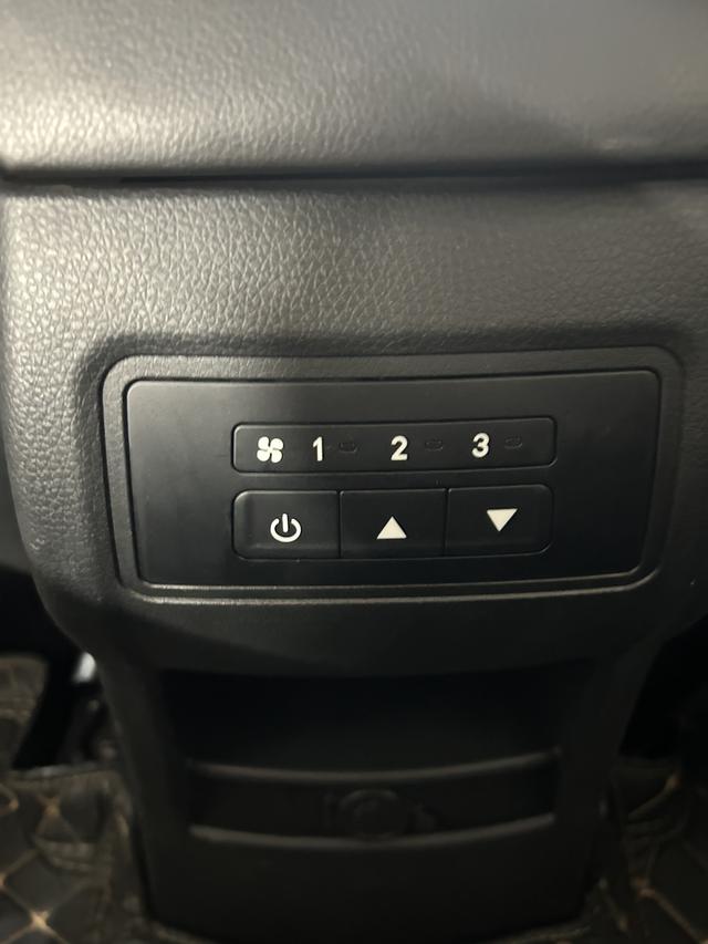 Dongfeng Fengguang Fengon 580