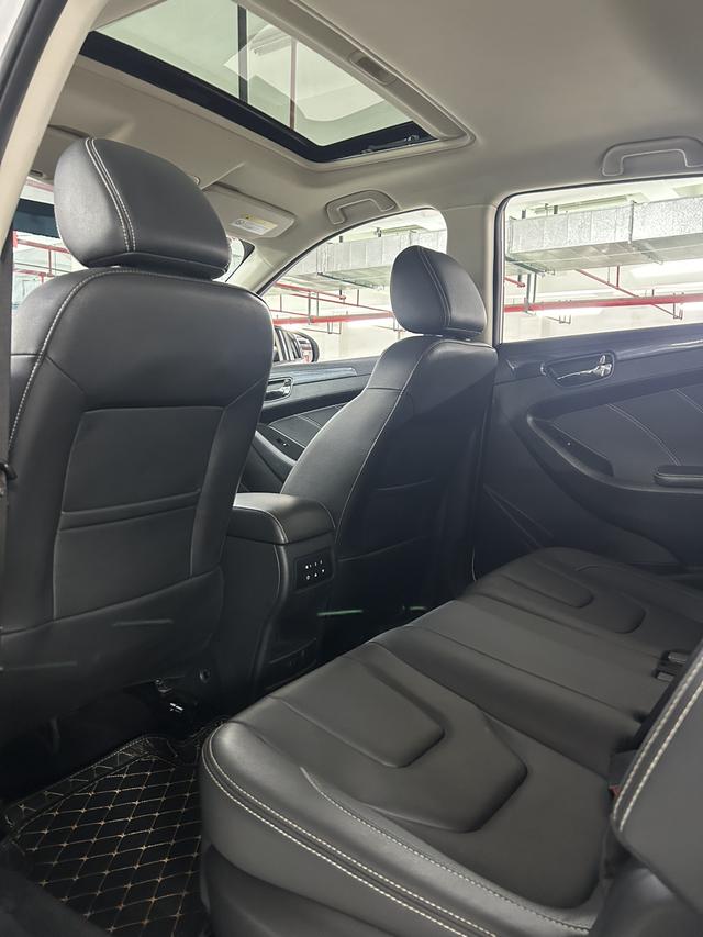 Dongfeng Fengguang Fengon 580