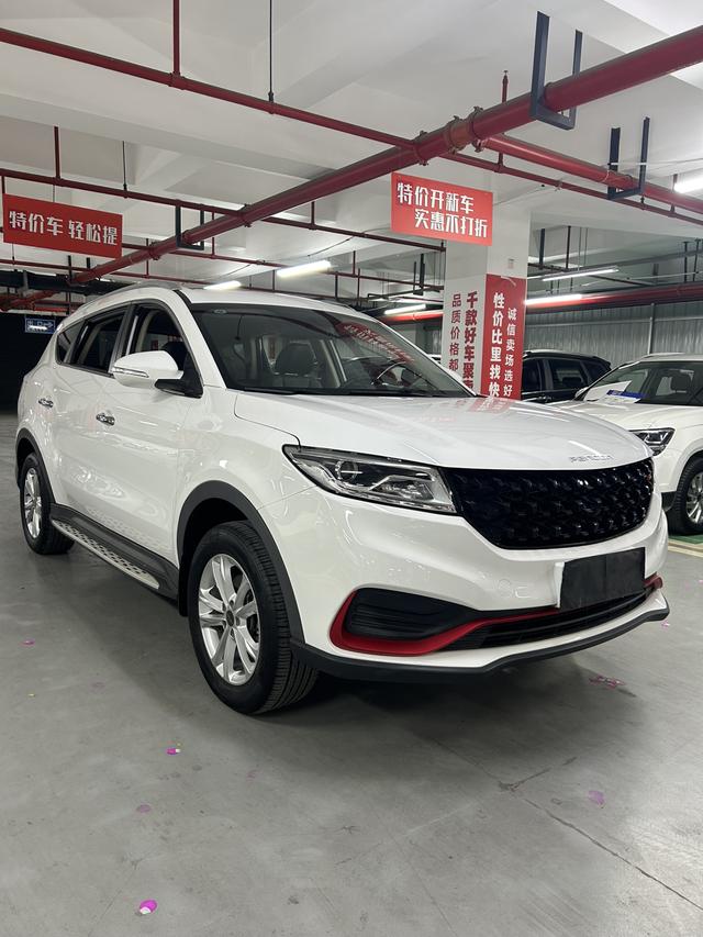 Dongfeng Fengguang Fengon 580