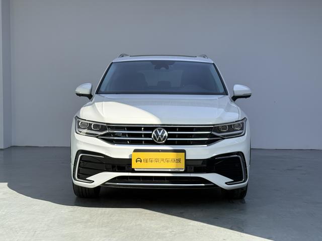 Volkswagen Tiguan L