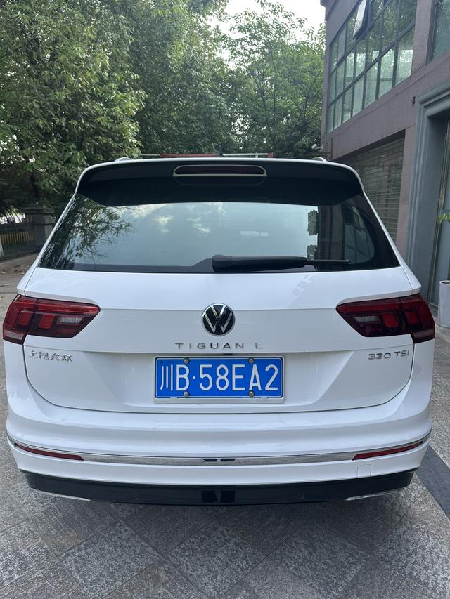 Volkswagen Tiguan L