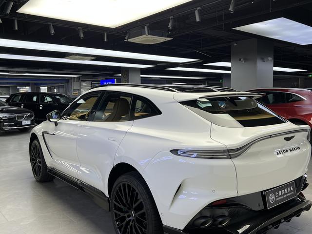 Aston Martin Aston Martin DBX