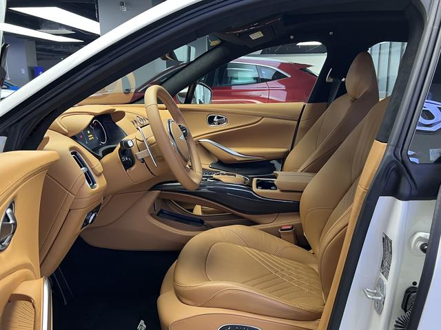 Aston Martin Aston Martin DBX