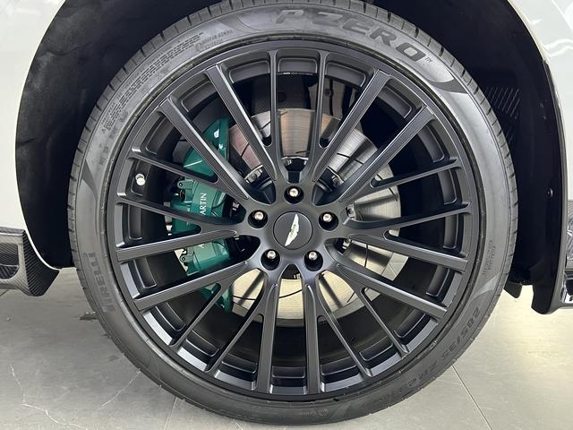 Aston Martin Aston Martin DBX