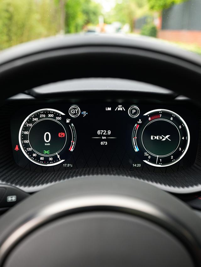 Aston Martin Aston Martin DBX