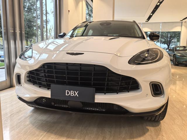 Aston Martin Aston Martin DBX